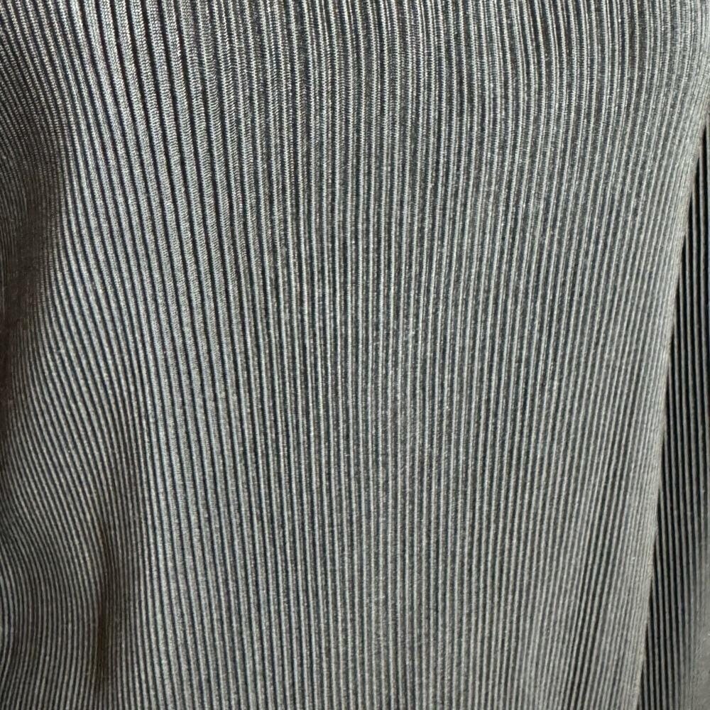 VTG 70s Koret of California Women's pleaded‎ blouse with square neckline. - Picture 12 of 13